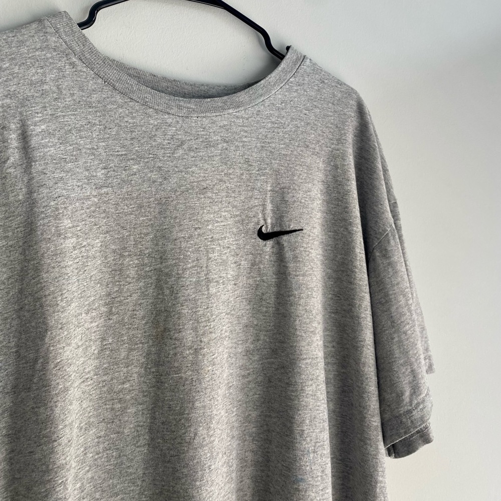 90’s Nike embroidered shirt